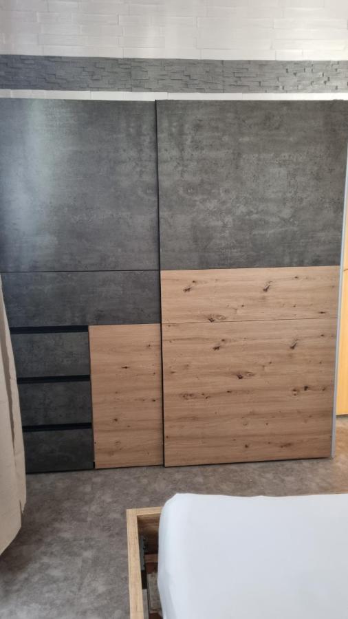 Modern Eingerichtete 3-Zi-Ferienwohnung Zu Vermieten Löffingen Екстериор снимка